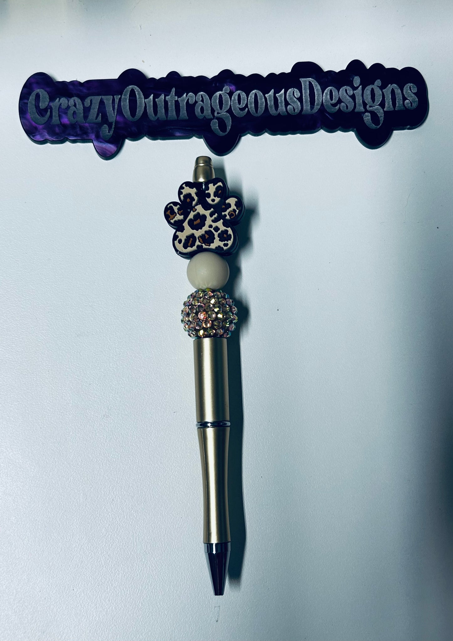 Pen-Focal Dog Paw