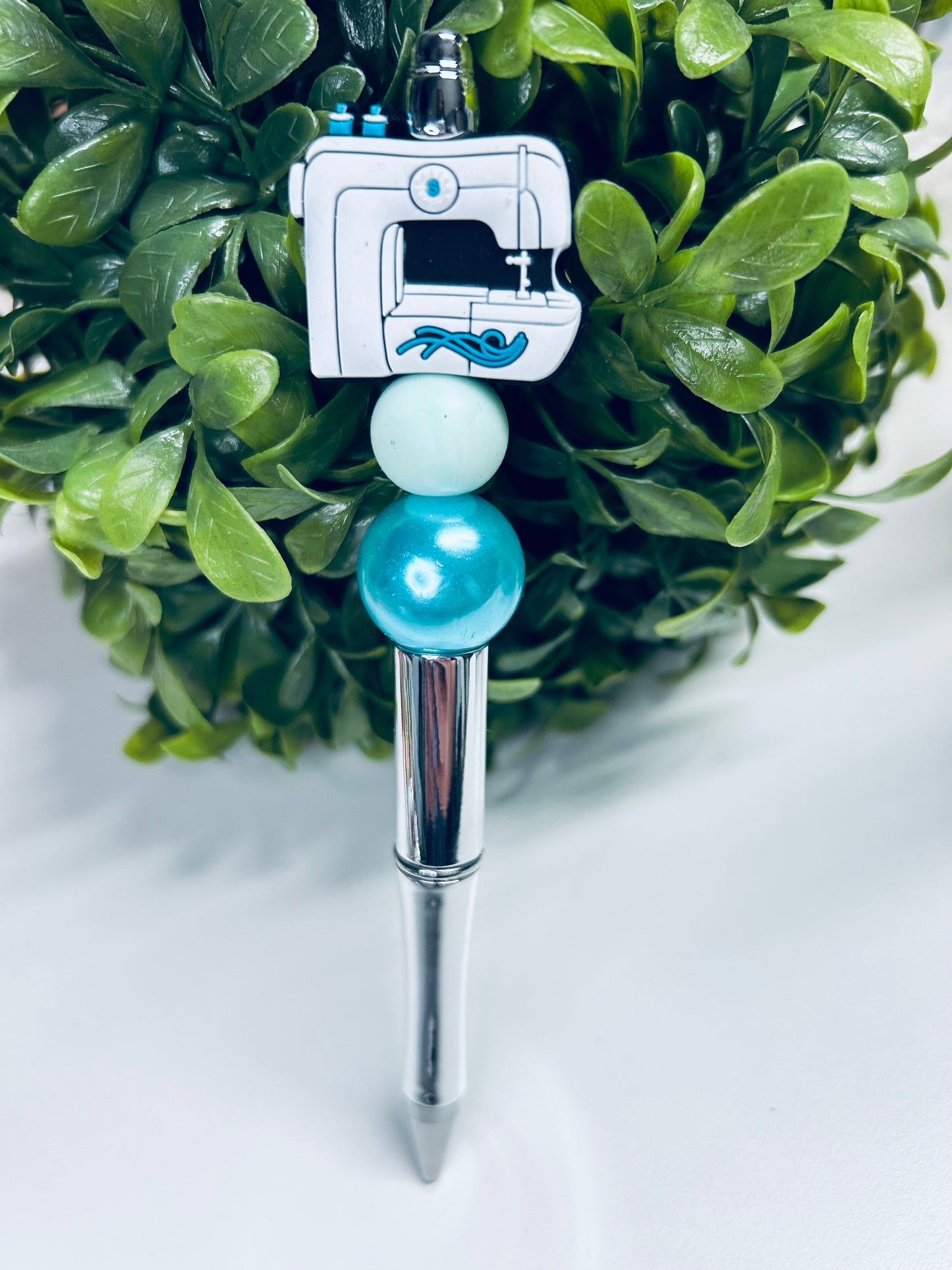 Pen-Focal Sewing Machine