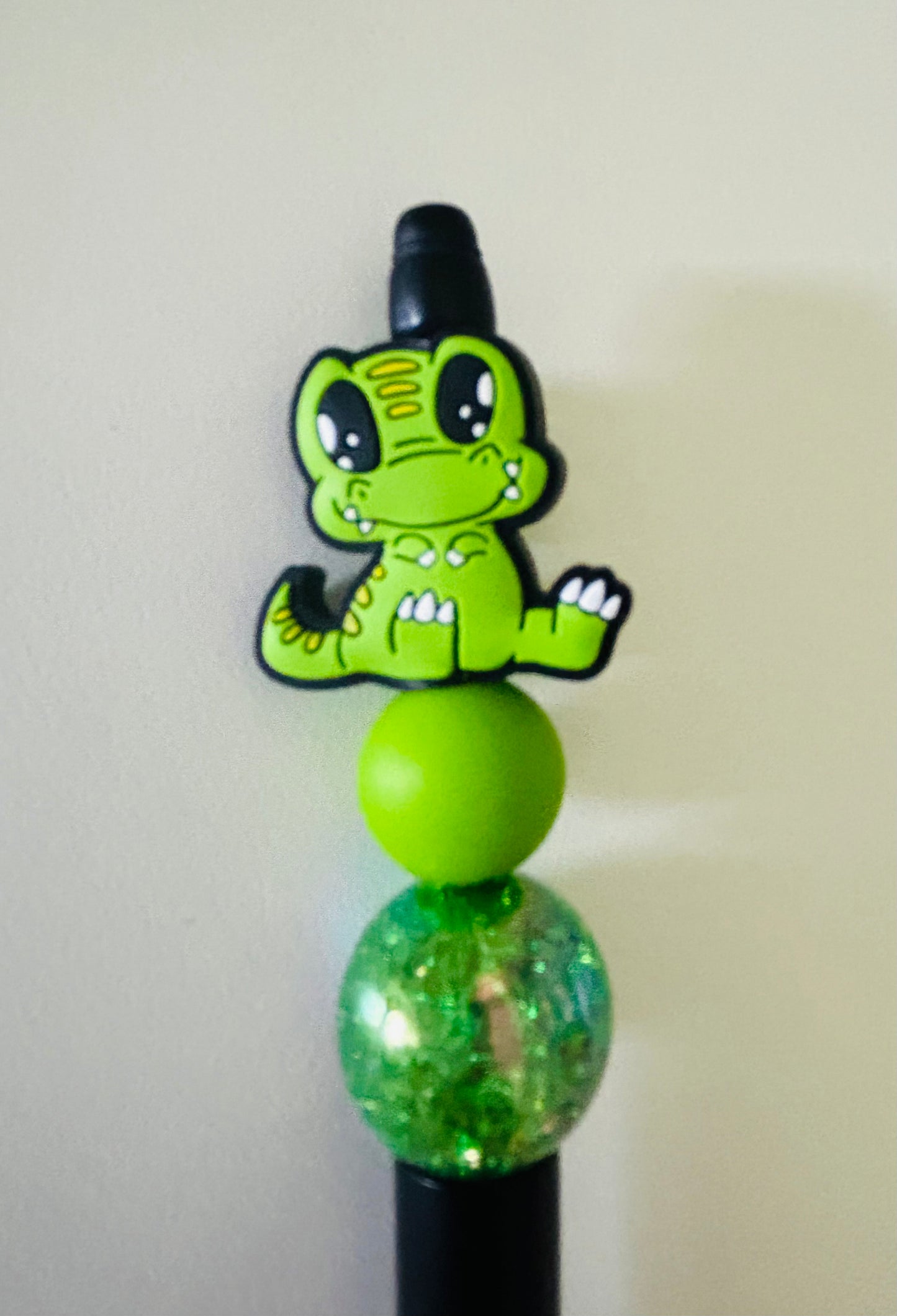 Pen-Focal Dino