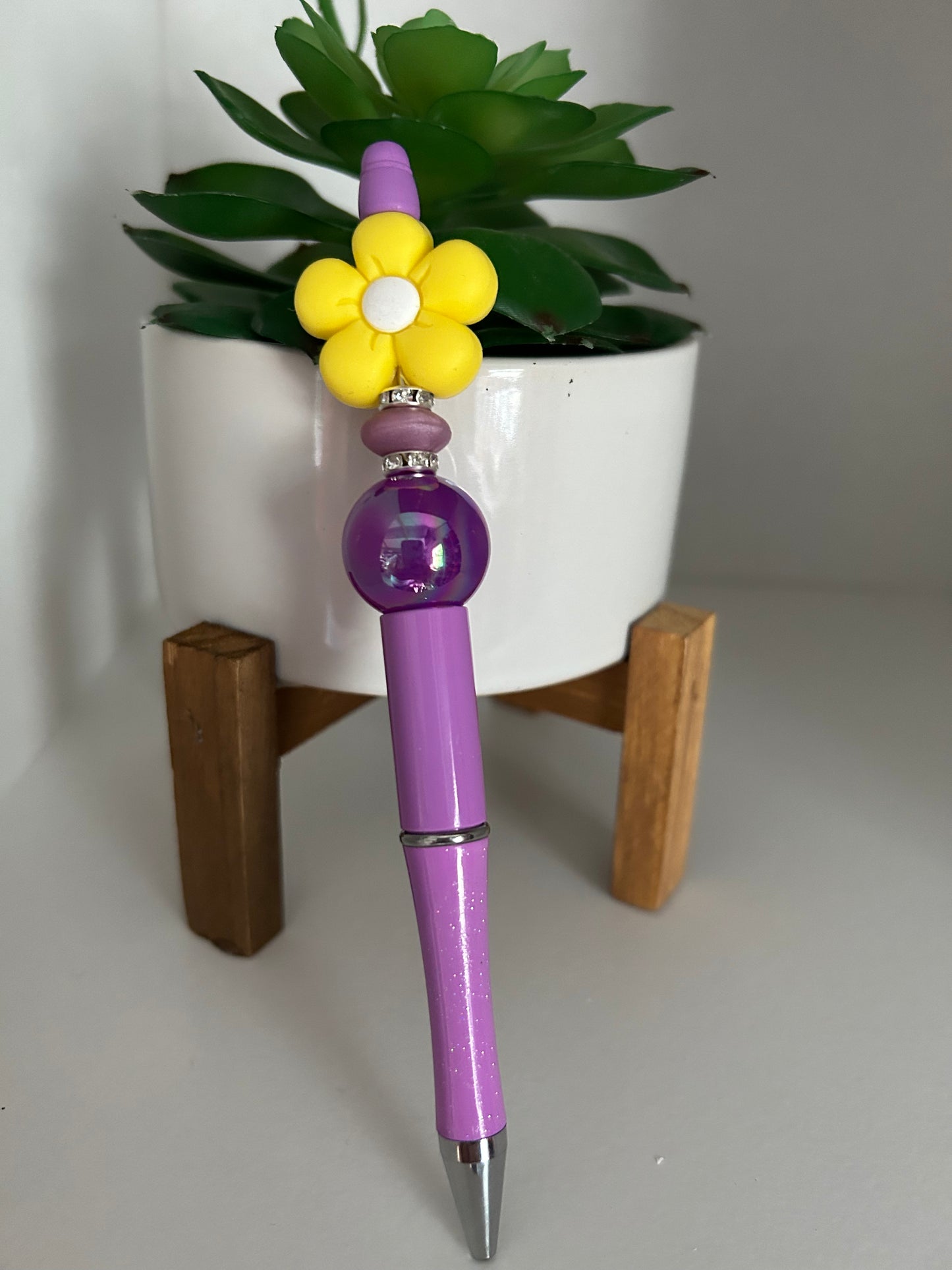 Pen-Focal Flower