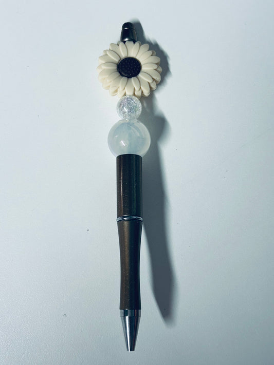 Pen-Focal Daisy Flower