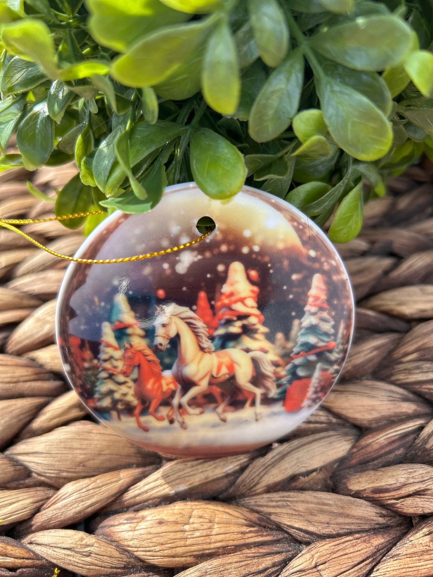 Christmas-Ornament Snow globes