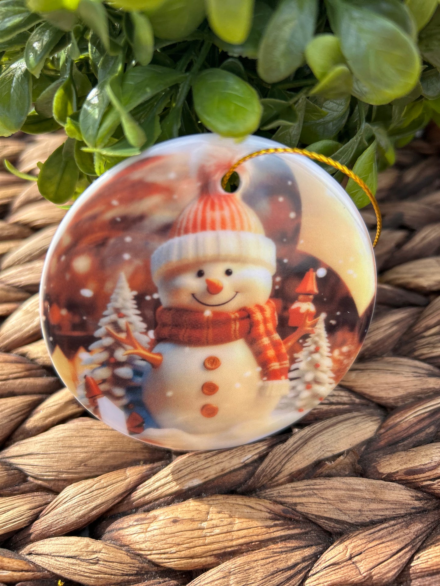 Christmas-Ornament Snow globes