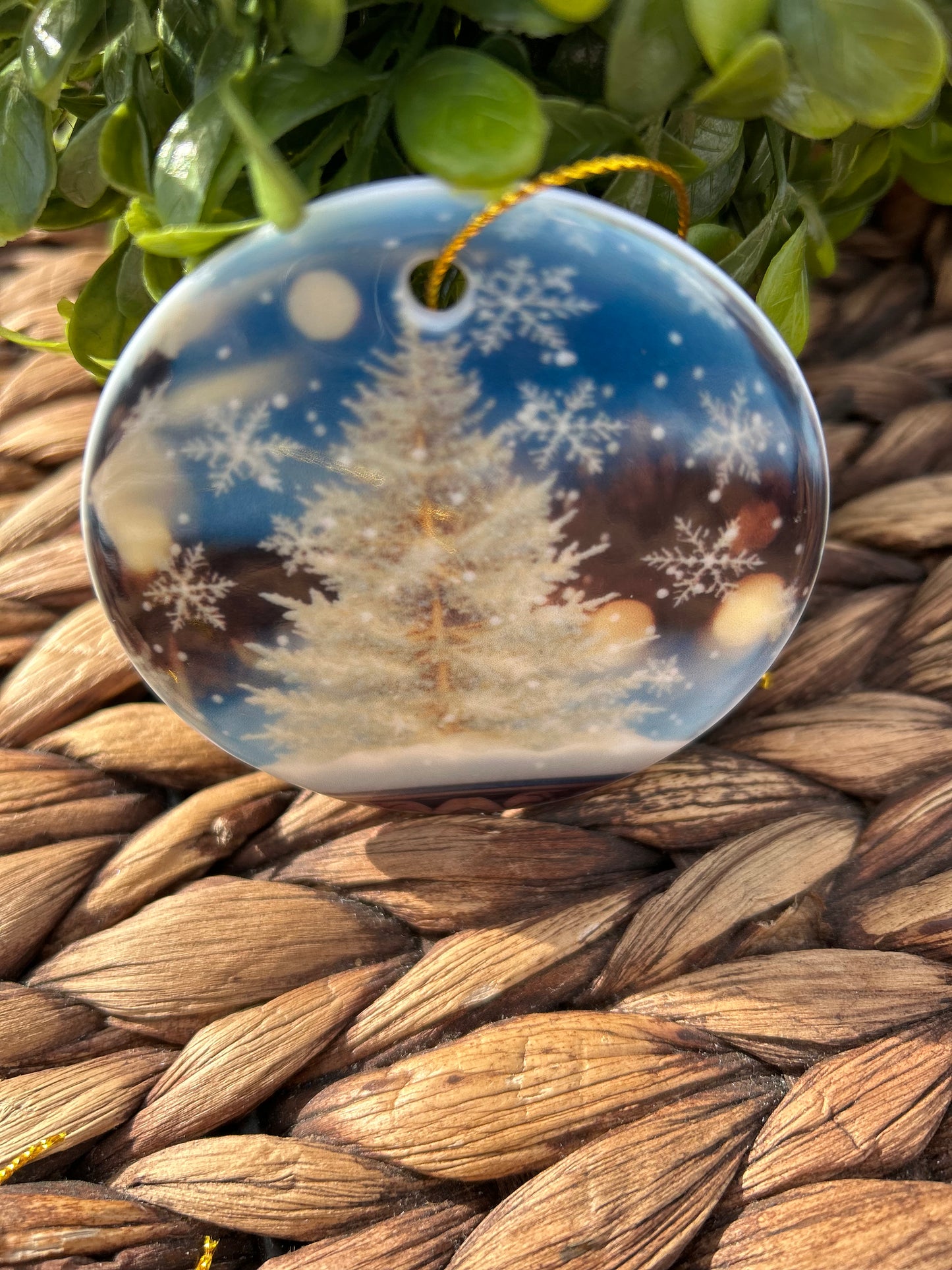 Christmas-Ornament Snow globes
