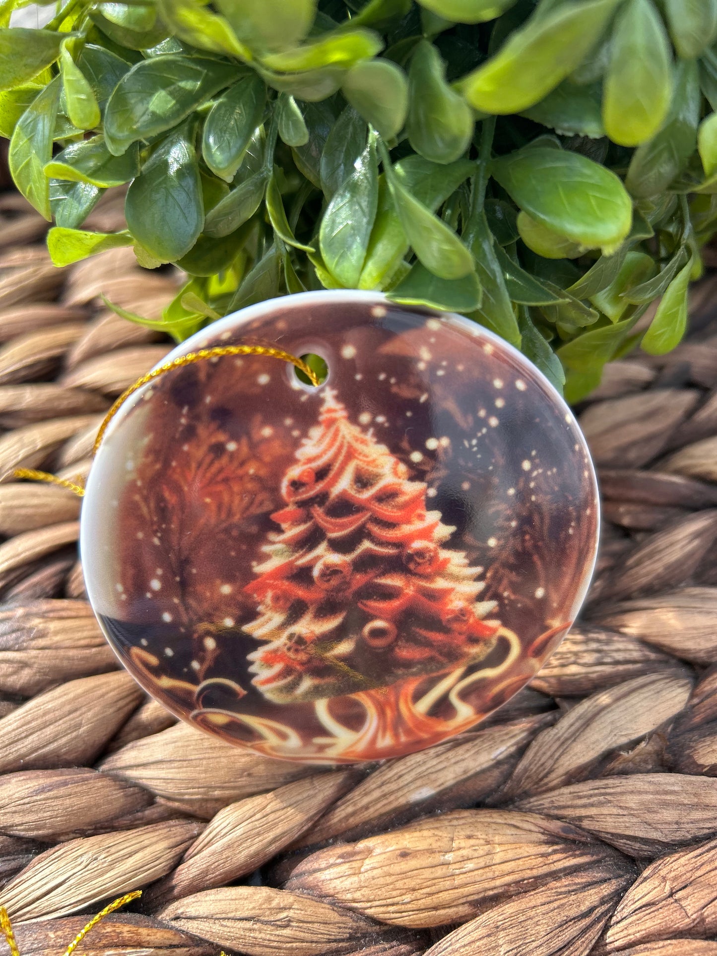 Christmas-Ornament Snow globes