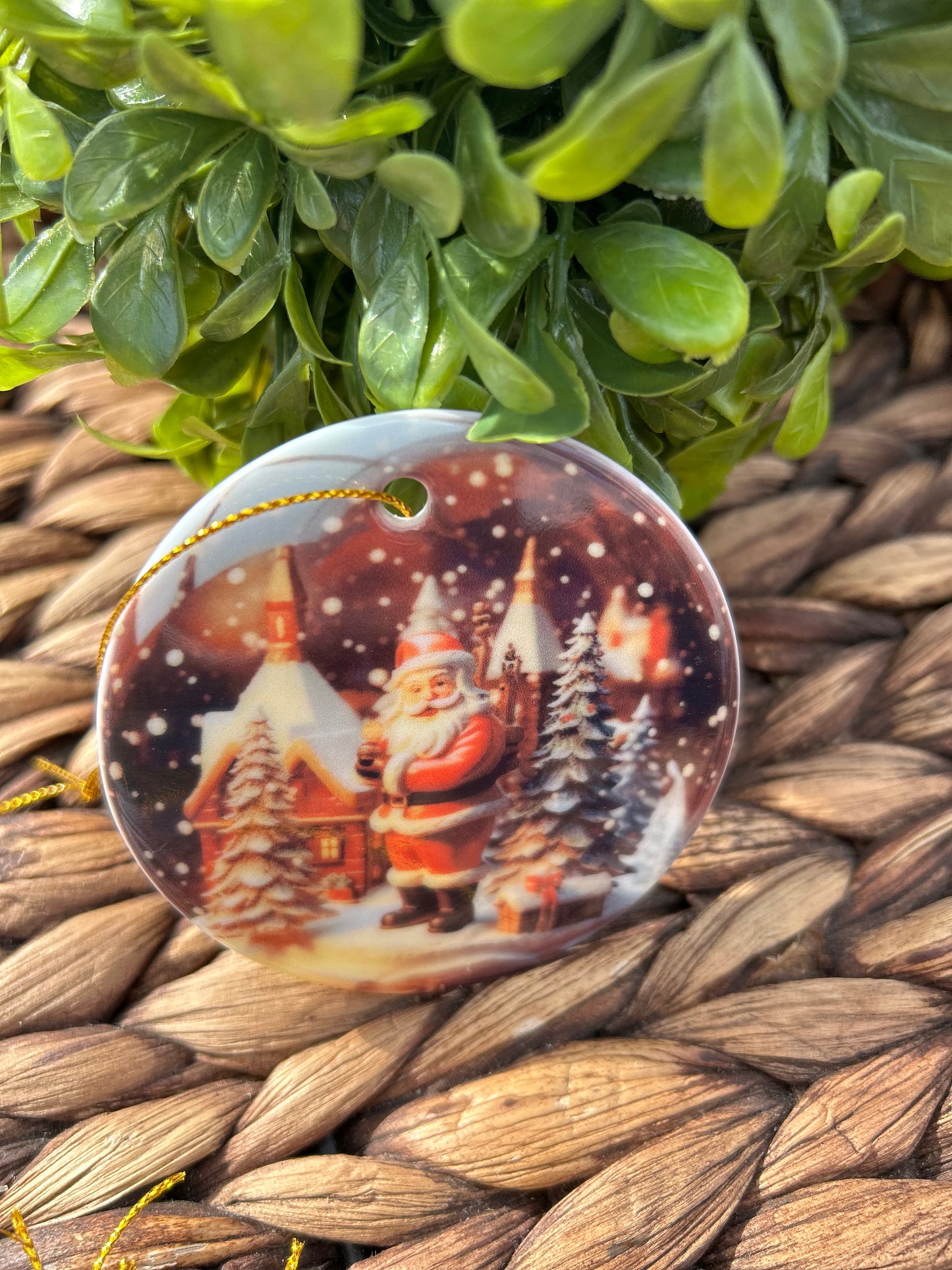 Christmas-Ornament Snow globes