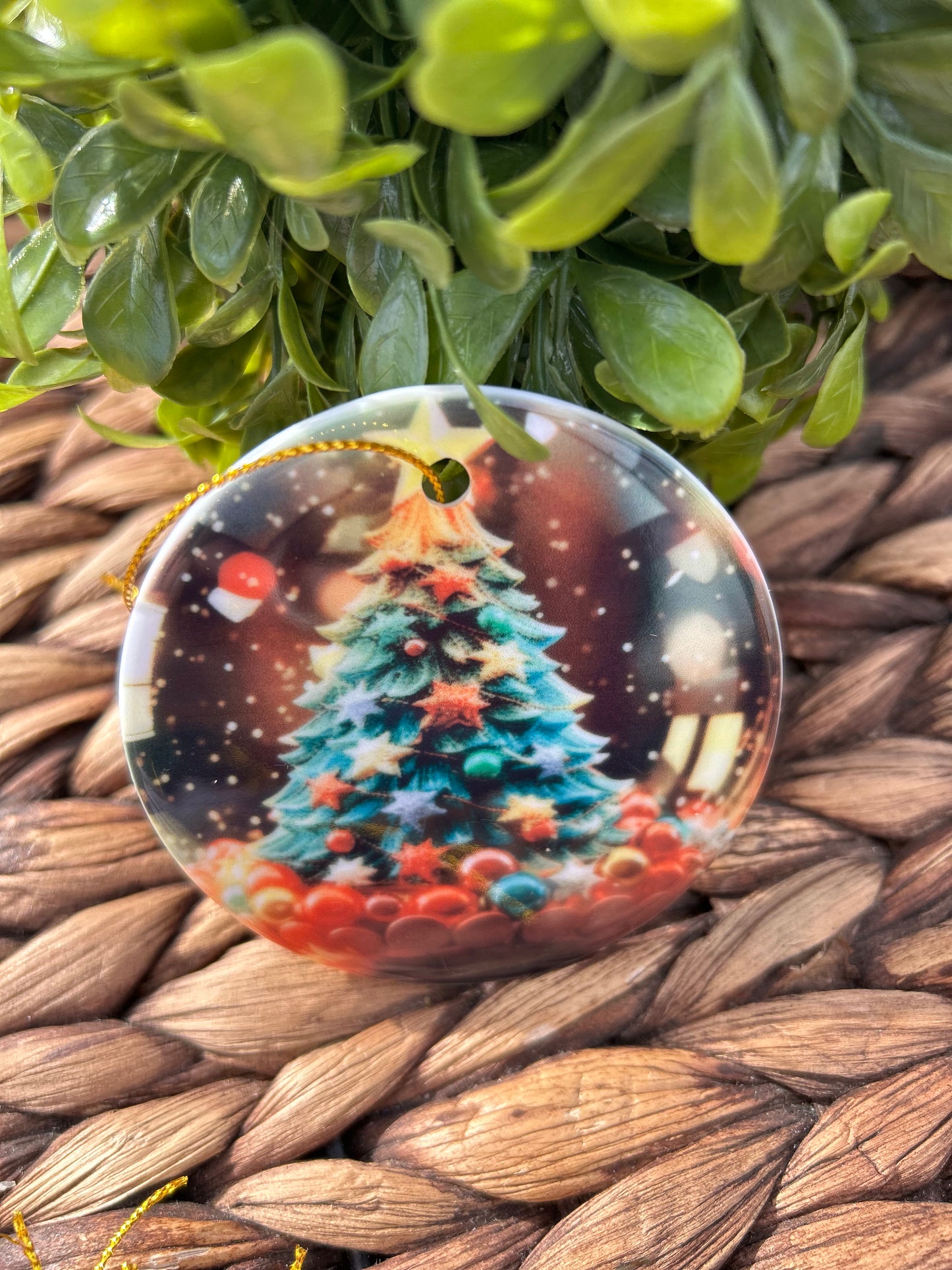 Christmas-Ornament Snow globes