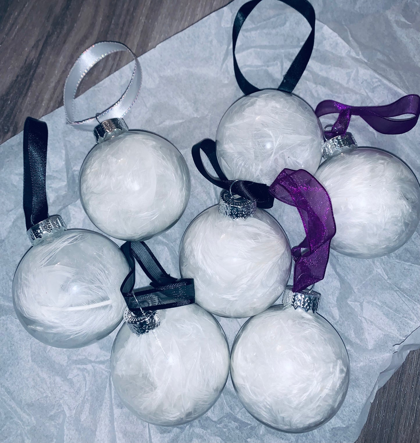 Ornament-Christmas:Feather Ornaments